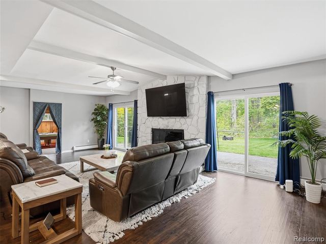 37296 Maple Leaf Court, Clinton Township, MI 48036