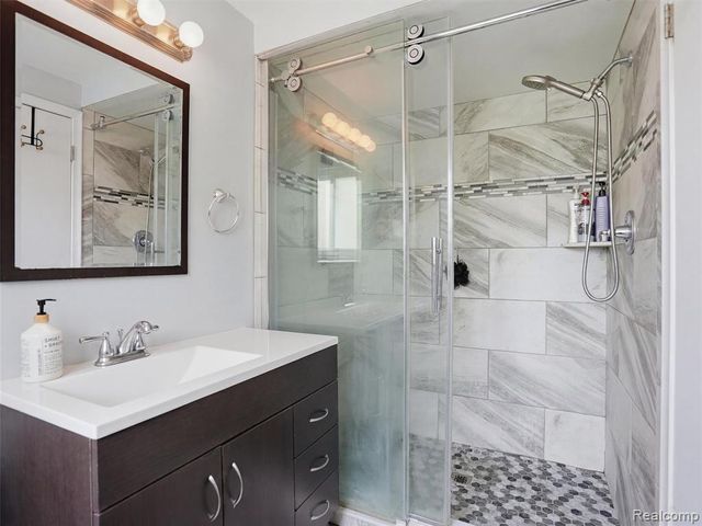 37296 Maple Leaf Court, Clinton Township, MI 48036