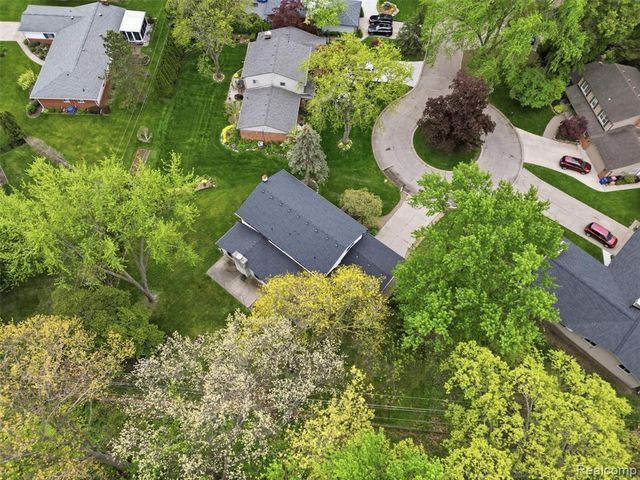 37296 Maple Leaf Court, Clinton Township, MI 48036