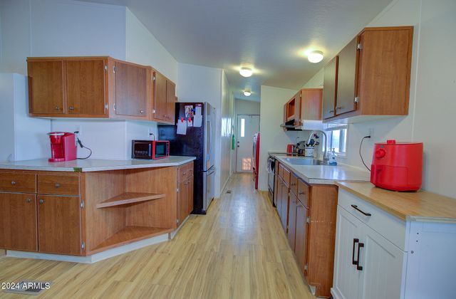 16340 S LUNAR Road, Arizona City, AZ 85123