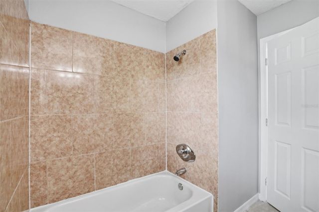 3003 N ADAMS STREET, Tampa, FL 33611