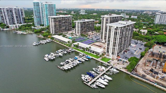 1901 Brickell Ave B905, Miami, FL 33129