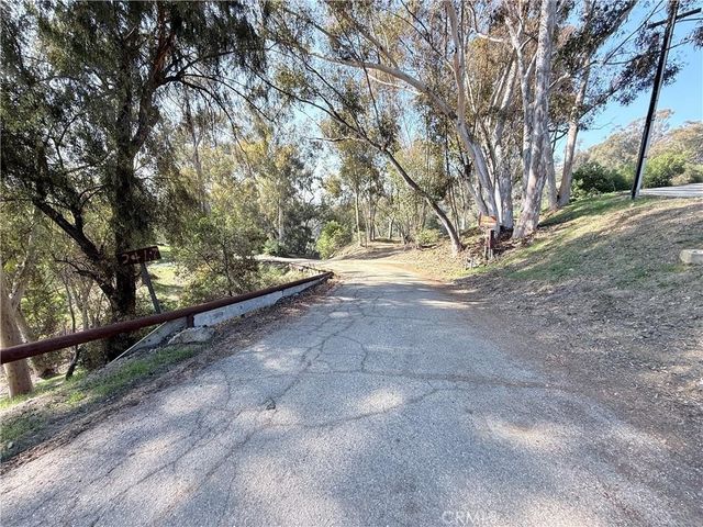 2417 Ardsheal Dr, La Habra Heights, CA 90631