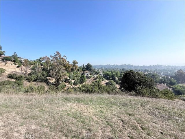 2417 Ardsheal Dr, La Habra Heights, CA 90631