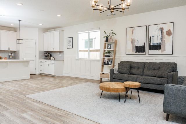 3837 Stanwick Ave, Sacramento, CA 95835