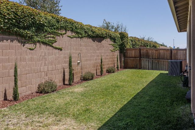 3837 Stanwick Ave, Sacramento, CA 95835