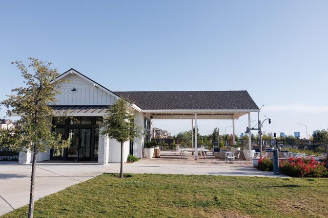 3837 Stanwick Ave, Sacramento, CA 95835