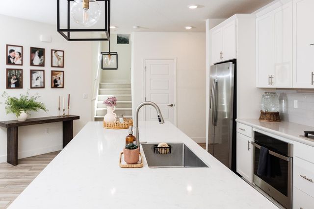 3837 Stanwick Ave, Sacramento, CA 95835