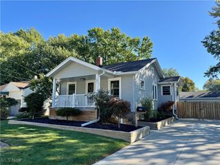 1271 Hulett Avenue, Eastlake, OH 44095