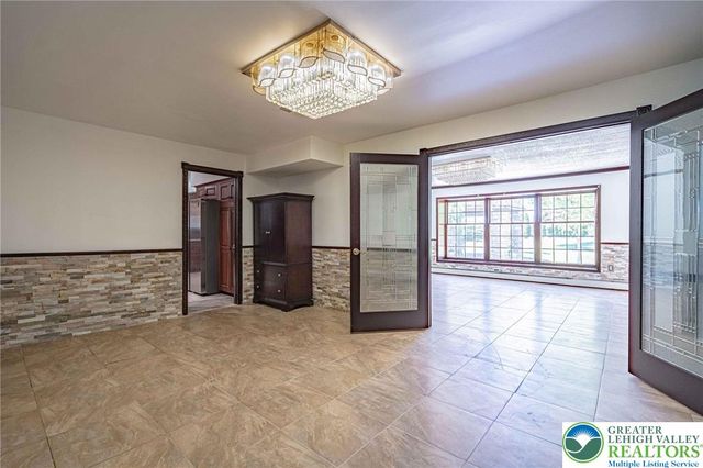 3609 Windy Road, Lowhill Twp, PA 18069