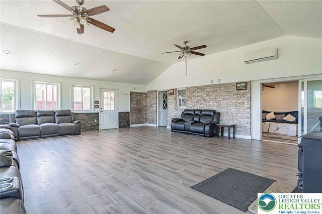 3609 Windy Road, Lowhill Twp, PA 18069