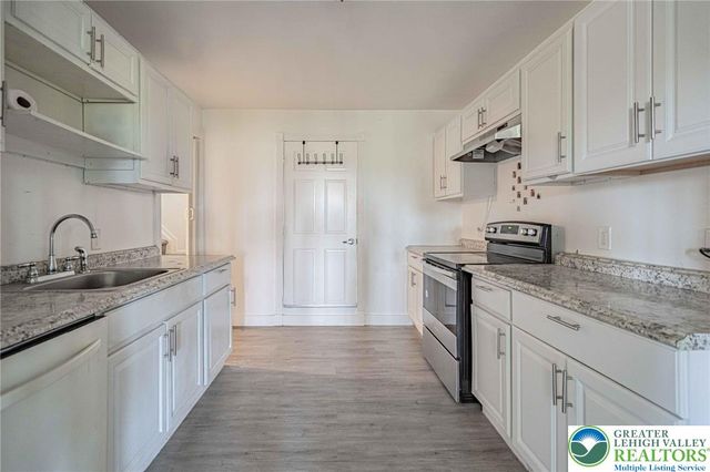 3609 Windy Road, Lowhill Twp, PA 18069