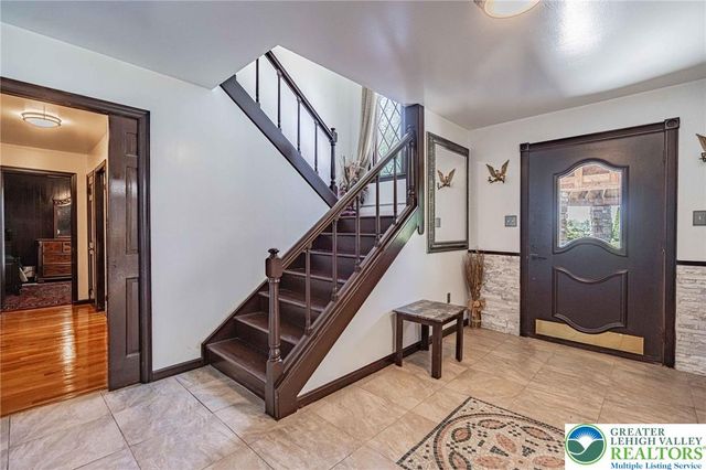 3609 Windy Road, Lowhill Twp, PA 18069