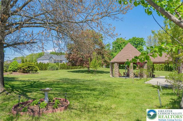 3609 Windy Road, Lowhill Twp, PA 18069