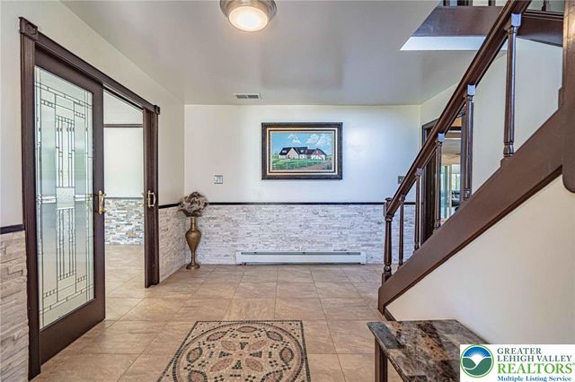3609 Windy Road, Lowhill Twp, PA 18069