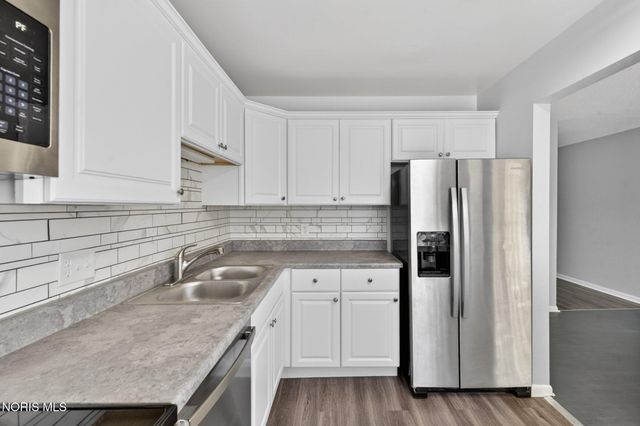 6715 Garden Road, Maumee, OH 43537