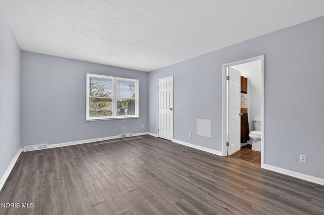 6715 Garden Road, Maumee, OH 43537