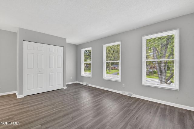 6715 Garden Road, Maumee, OH 43537