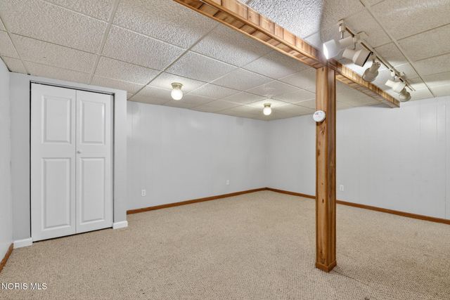 6715 Garden Road, Maumee, OH 43537