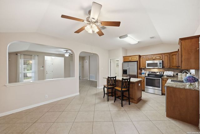 3540 PEACHTREE LN, Schertz, TX 78154