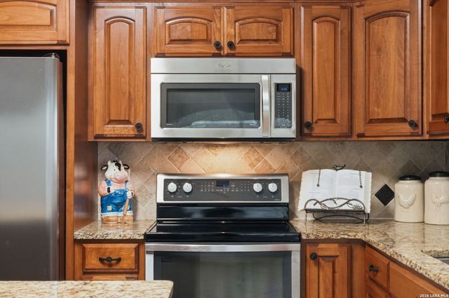 3540 PEACHTREE LN, Schertz, TX 78154