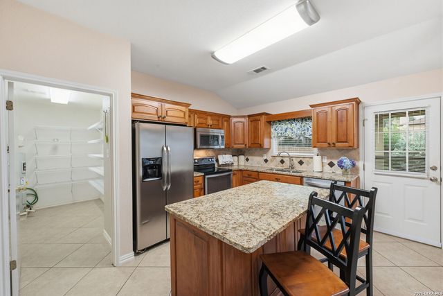 3540 PEACHTREE LN, Schertz, TX 78154