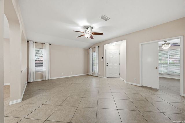 3540 PEACHTREE LN, Schertz, TX 78154