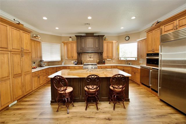 32112 JACK RUSSELL COURT, Dade City, FL 33525