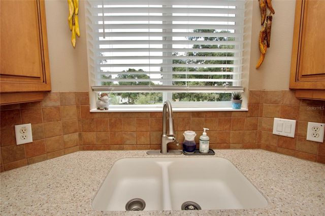 32112 JACK RUSSELL COURT, Dade City, FL 33525