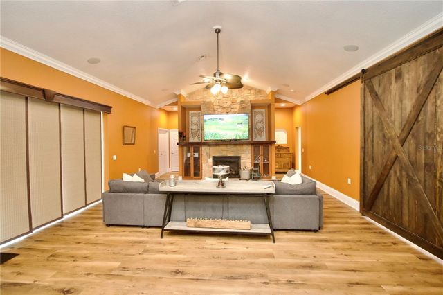 32112 JACK RUSSELL COURT, Dade City, FL 33525