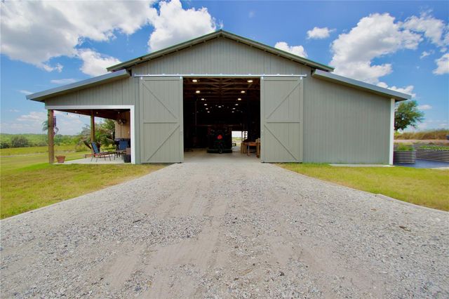 32112 JACK RUSSELL COURT, Dade City, FL 33525