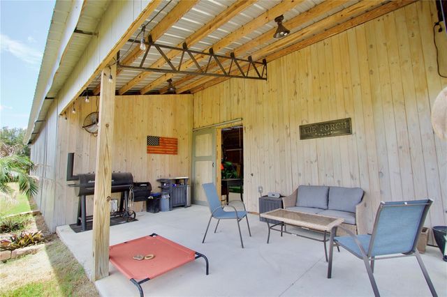 32112 JACK RUSSELL COURT, Dade City, FL 33525