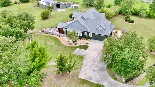 32112 JACK RUSSELL COURT, Dade City, FL 33525