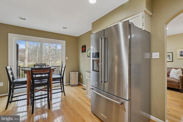 8019 GALLA KNOLL CIR, Springfield, VA 22153