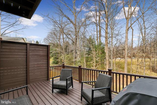 8019 GALLA KNOLL CIR, Springfield, VA 22153