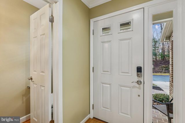 8019 GALLA KNOLL CIR, Springfield, VA 22153