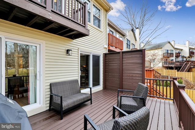 8019 GALLA KNOLL CIR, Springfield, VA 22153