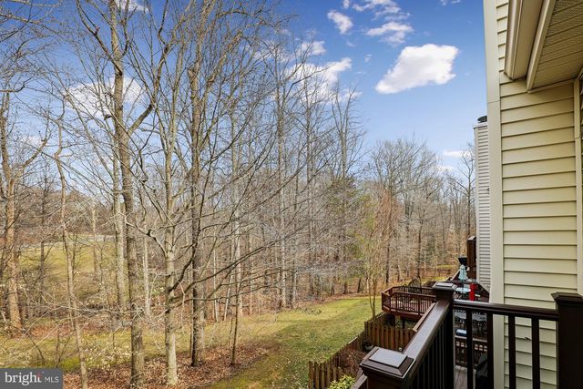 8019 GALLA KNOLL CIR, Springfield, VA 22153