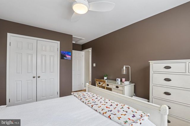 8019 GALLA KNOLL CIR, Springfield, VA 22153