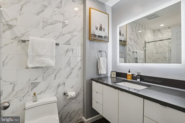 8019 GALLA KNOLL CIR, Springfield, VA 22153