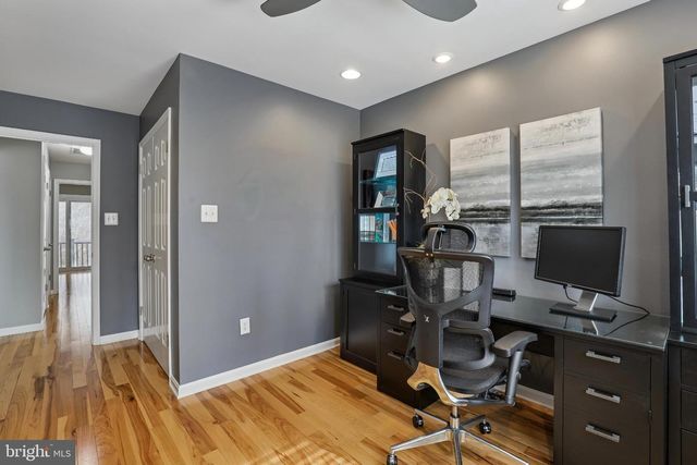 8019 GALLA KNOLL CIR, Springfield, VA 22153