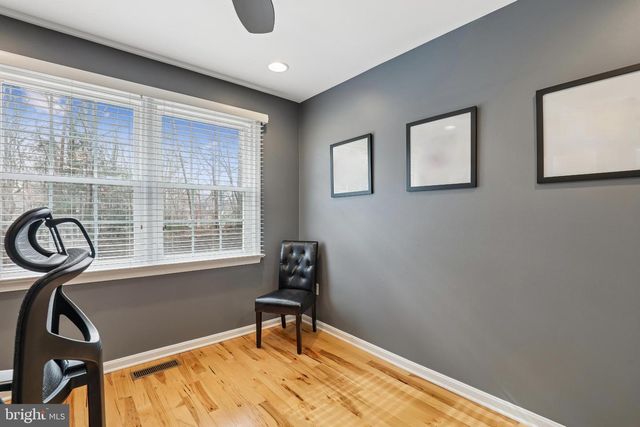 8019 GALLA KNOLL CIR, Springfield, VA 22153