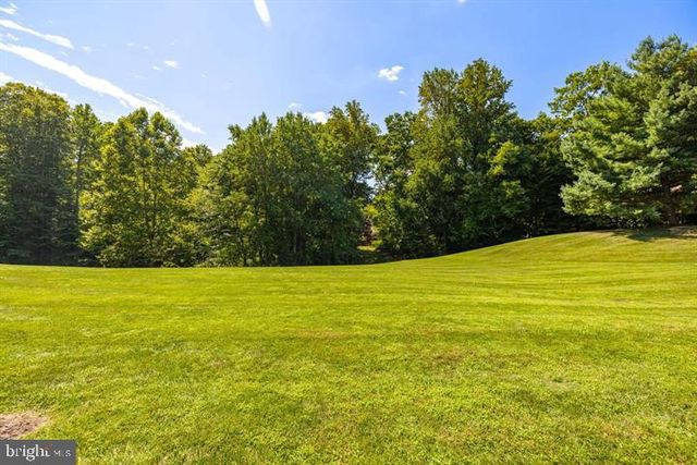 8019 GALLA KNOLL CIR, Springfield, VA 22153
