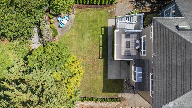 2605 231st Avenue SE, Sammamish, WA 98075