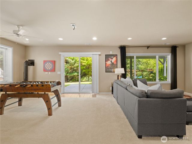 2605 231st Avenue SE, Sammamish, WA 98075