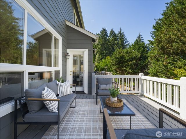 2605 231st Avenue SE, Sammamish, WA 98075