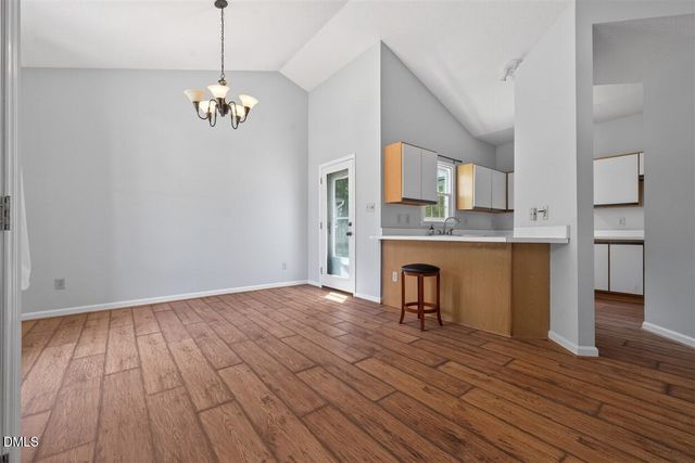105 Ellsworth Place, Cary, NC 27511