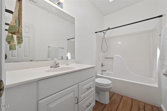 105 Ellsworth Place, Cary, NC 27511