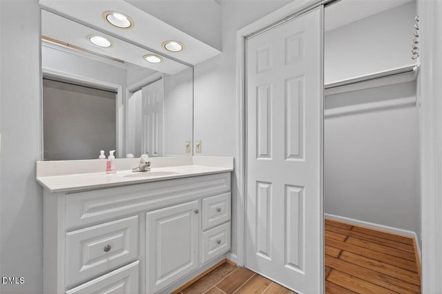 105 Ellsworth Place, Cary, NC 27511