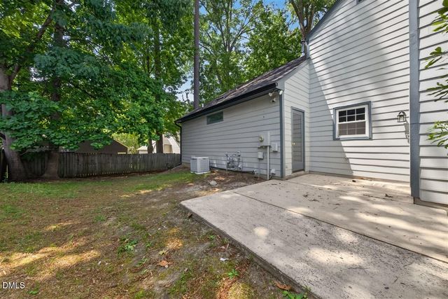 105 Ellsworth Place, Cary, NC 27511